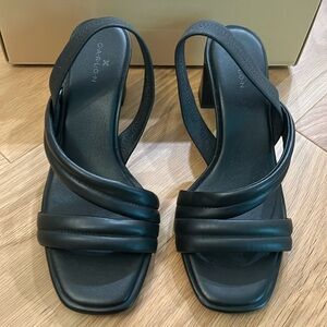 Black sandals with heels by CASLON